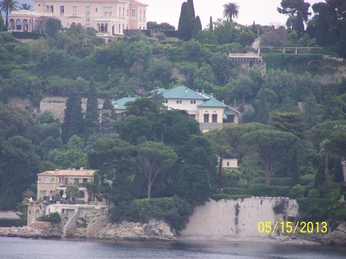 100_3092_med