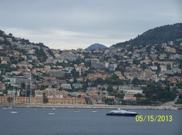 100_3095_med