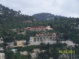 100_3097_med